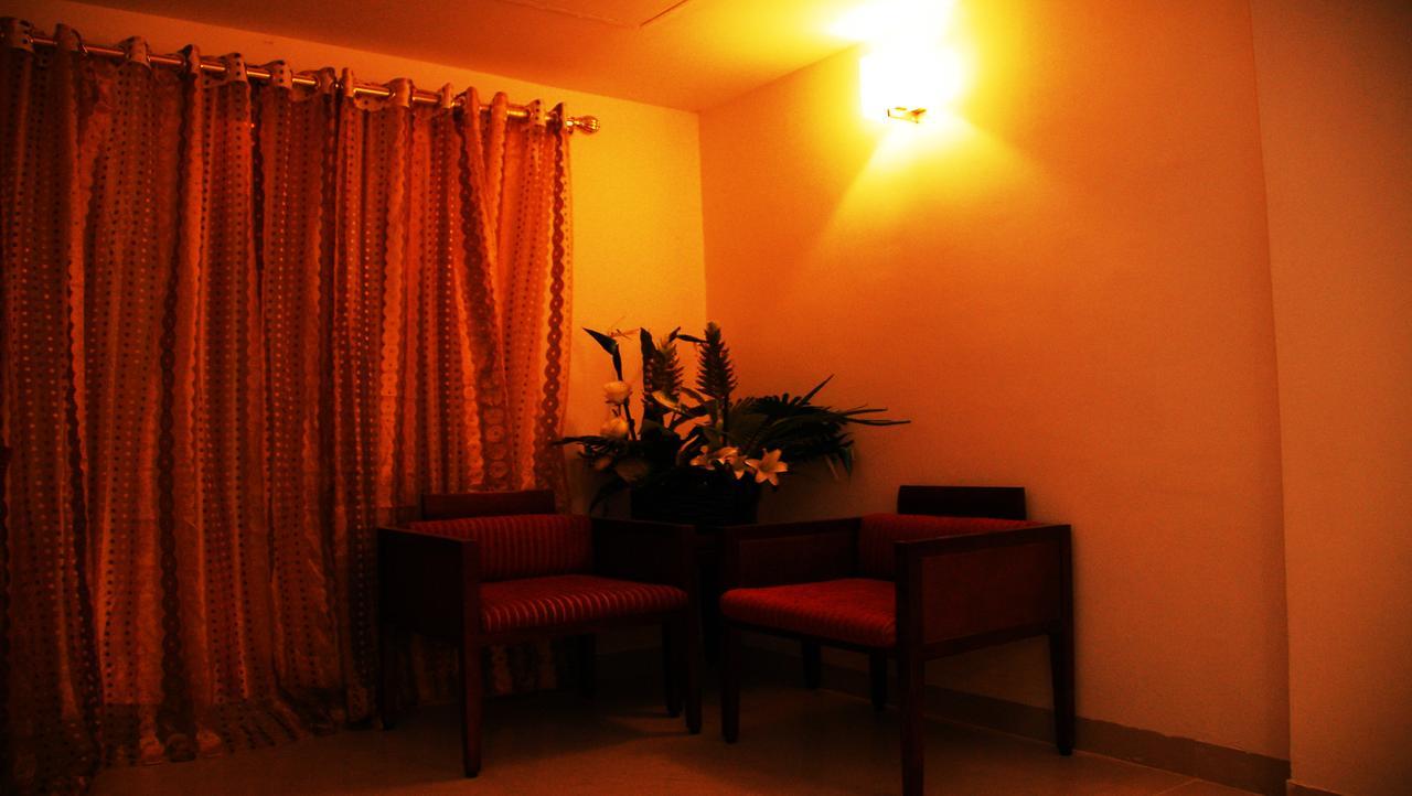 Khammam Budget Hotel מראה חיצוני תמונה