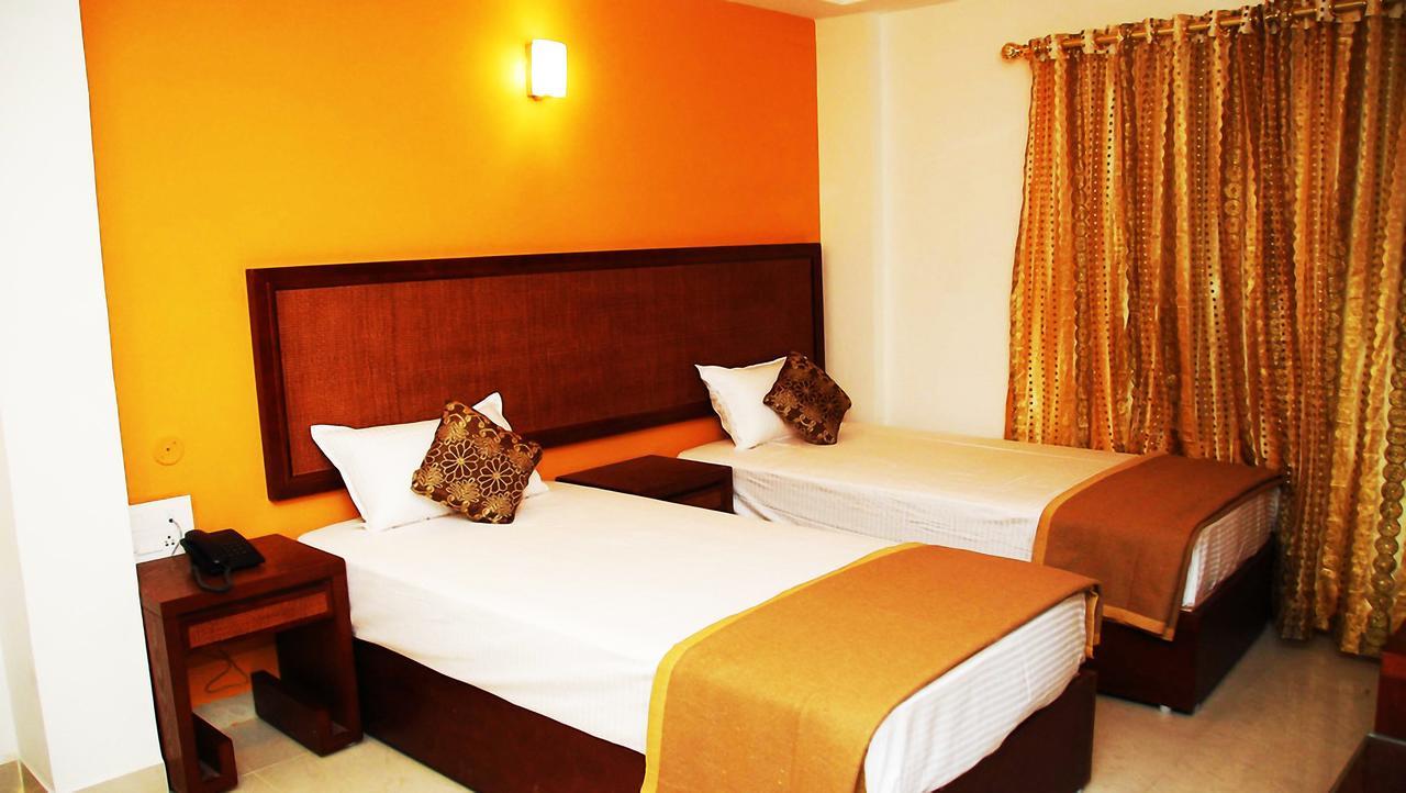 Khammam Budget Hotel מראה חיצוני תמונה